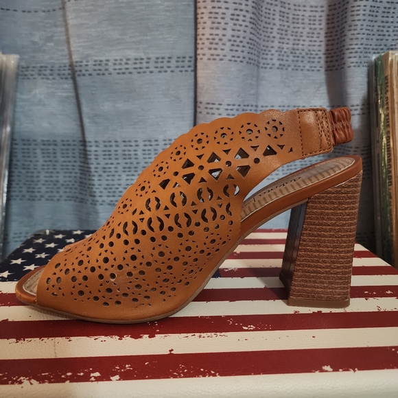 Leather Dakota heels - Picture 5 of 14